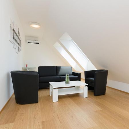 Central Riverside Residences Wien Phòng bức ảnh